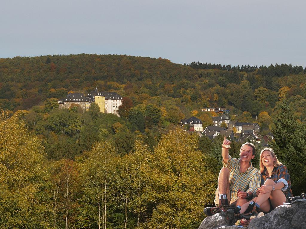 Hotel Zum Weissen Stein Kirchen  Екстериор снимка