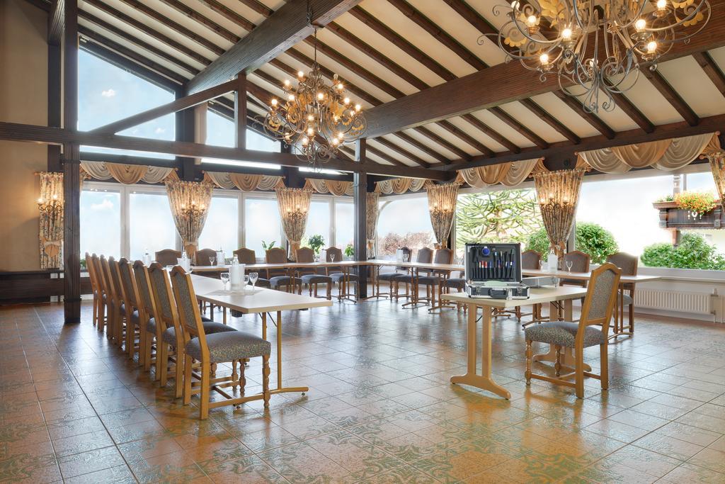 Hotel Zum Weissen Stein Kirchen  Екстериор снимка